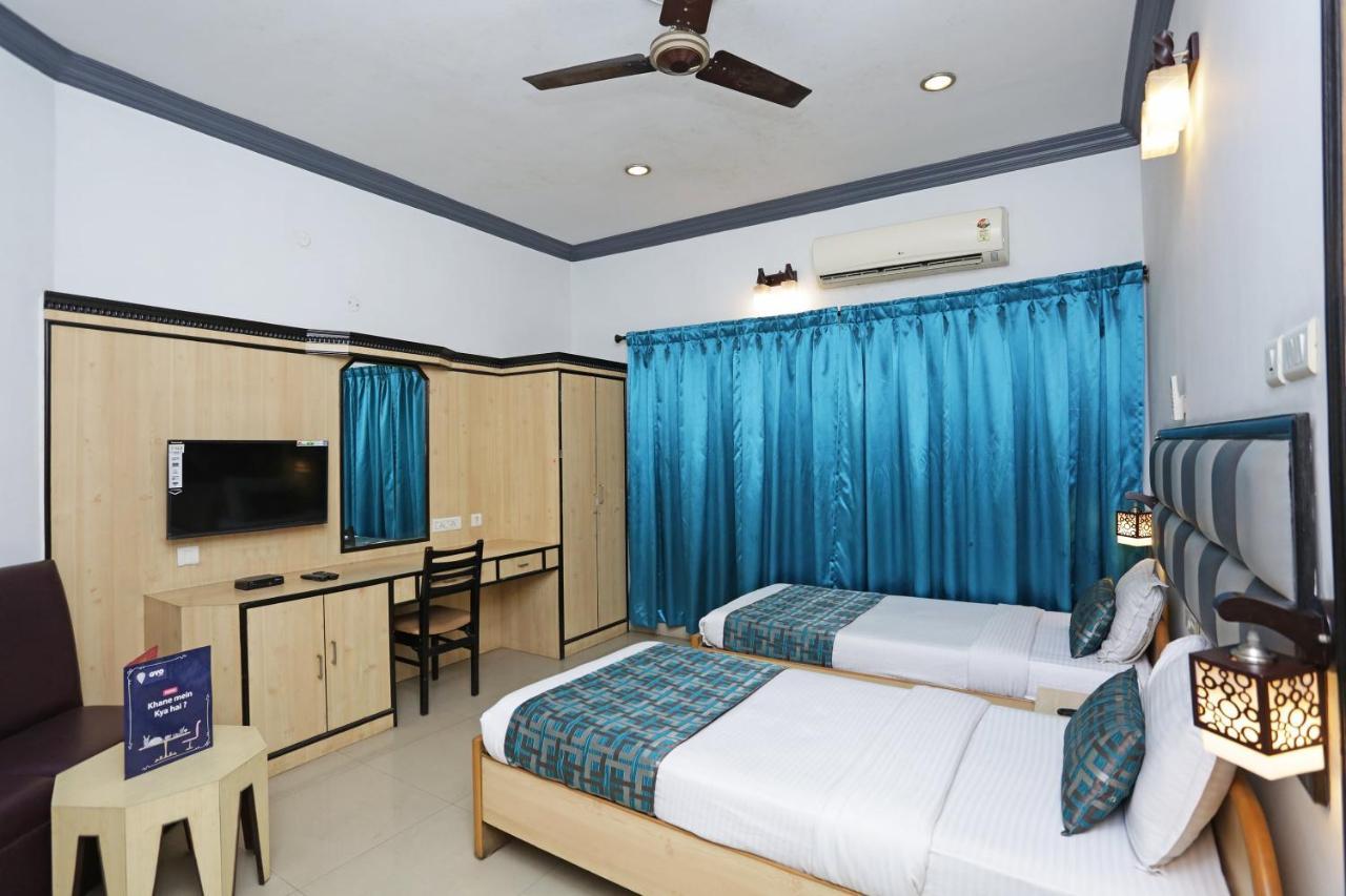 Homely Raj Kolkata Luaran gambar