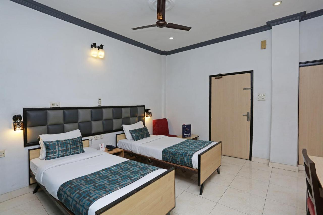 Homely Raj Kolkata Luaran gambar