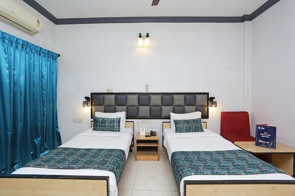 Homely Raj Kolkata Luaran gambar